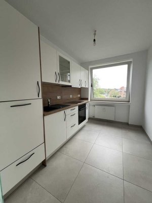Geschmackvolle 3-Raum-Terrassenwohnung mit geh. Innenausstattung mit Balkon und EBK in Osnabrück
