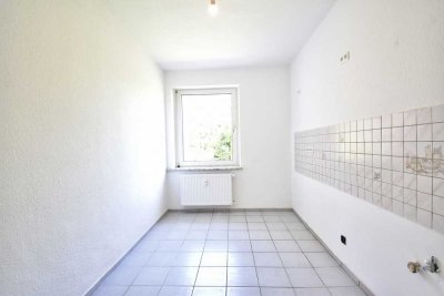 Helle & frisch renovierte 2 Zimmer - Wohnung