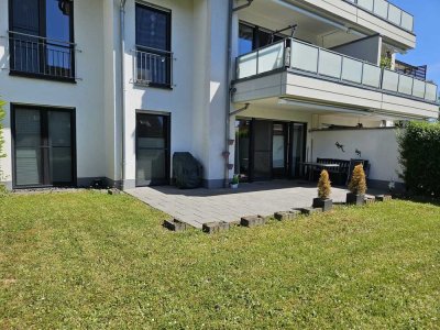 Rollstuhlgerecht: moderne EG-Wohnung mit Terrasse, Garten & Einbauküche zu vermieten