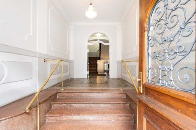 Juwel - Einzigartige 4-Zimmer Altbau Wohnung nahe Prinzregentenplatz