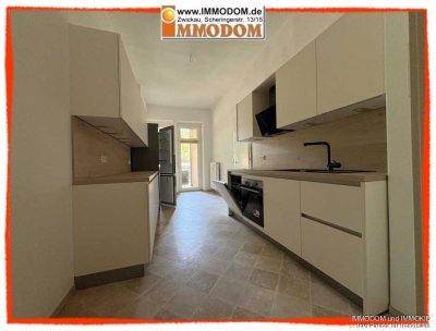 2-Zimmer-Wohnung mit neuer EINBAUKÜCHE, großem BALKON und PKW-Stellplatz zu vermieten!