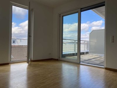 Schöne 3-Zim-Wohnung mit Südwest-Terrasse, EBK und 2 Tiefgaragenstellplätze in Schweinfurt Zentrum