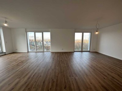 Kernsanierte 5-Zimmer-Wohnung mit Terrasse in zentraler & ruhiger Lage