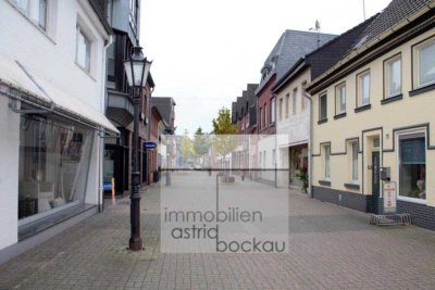 +++Mehrgenerationenhaus mit Persönlichkeit - ruhig und gleichzeitig zentral gelegen!+++