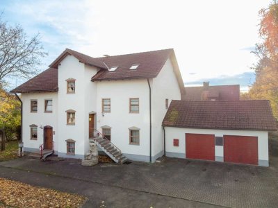 Mehrfamilienhaus mit 4 Einheiten, Erbpachtgrundstück und ruhiger Lage