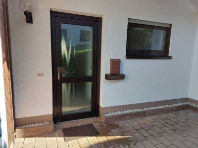 Helle 2,5-Zimmer-Wohnung in Buch