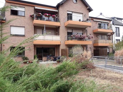 Bonn-Graurheindorf, schöne 2-Raum-Wohnung mit Balkon und Gartenblick