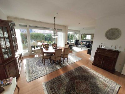 Helle 3-4 Zimmer Wohnung mit Garten in Bergen-Enkheim am Berger Hang zur Eigennutzung / Investment