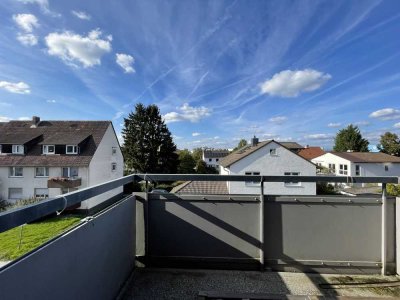 Frisch renoviertes, schnuckeliges 3-Zimmer-Appartement im DG