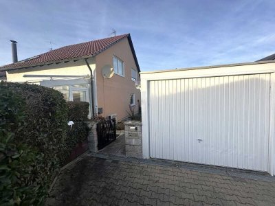 Bezugsfreie Doppelhaushälfte mit Wohlfühlfaktor in ruhiger Lage