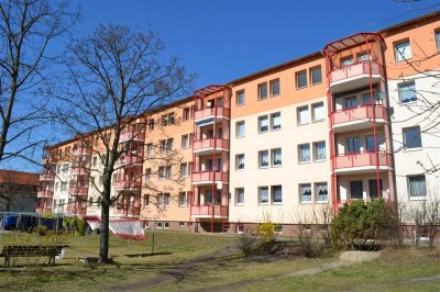 Preisgünstige  3-Raum-Wohnung - mit Balkon