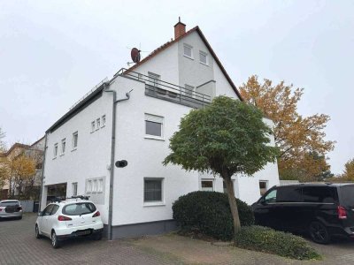 2 Zimmer OG-Wohnung in bester Lage von "Ober-Roden"