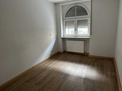 2 Zimmer Wohnung im Erdgeschoß