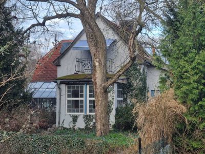 2,5 -Zimmer-Einfamilienhaus in Schöneiche - 1000 qm teilbar in 2 Baugrundstücke