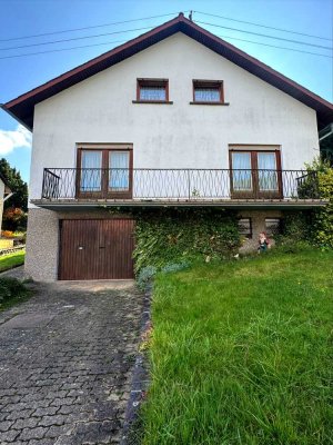 Merzig-Brotdorf: Gepflegtes Einfamilienhaus mit großem Grundstück!