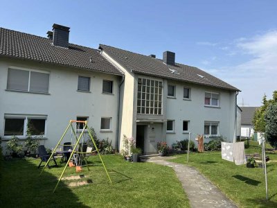 Saniert & sonnig! 3-Zimmer-Whg mit Terrasse im Grünen