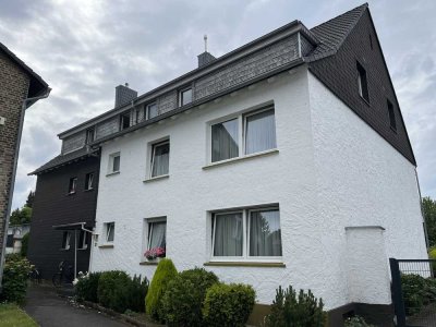 Gepflegte 3-Raum-Wohnung mit Balkon und Einbauküche in Bonn