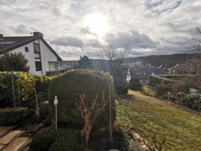 Großzügige und sehr ruhige 4 Zimmer Wohnung in toller Lage