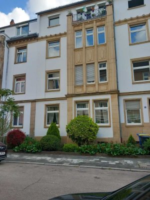 Ansprechende 4-Zimmer-Wohnung mit gehobener Innenausstattung mit Balkon in Ludwigshafen