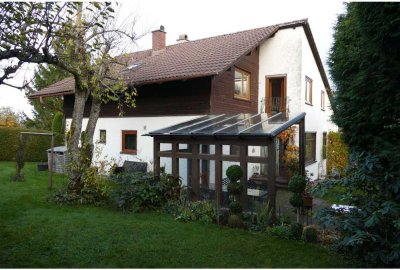 Freistehendes 8-Zimmer-Einfamilienhaus mit grossem Garten in Kaufbeuren Oberbeuren - von privat