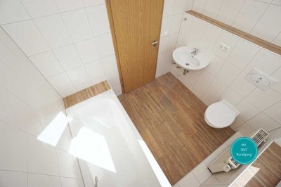 Moderne 2,5-Zimmer-Wohnung mit großer Wohnküche und Tageslichtbad in zentraler Lage
