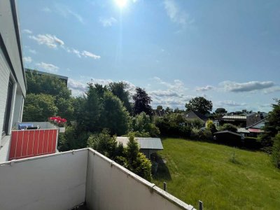 Renovierungsbedürftigte 2,5 Zimmerwohnung auf ca.69qm, Sauna und Carport in gepflegter Anlage