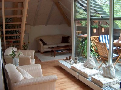 Charmante 3-Zimmer Wohnung mit zwei Etagen.