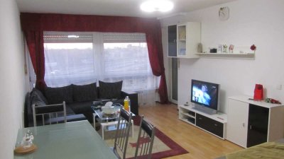 Zentral gelegene 2-Zimmer-Wohnung mit Balkon und Aufzugin LU-Mitte