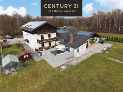 Mitten im Wald: Wohnen, Gewerbe, Vermietung, Gastro, Tiere - Alles ist möglich!