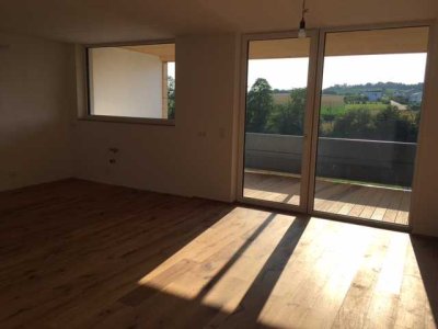 4-Zimmer-Doppelhaushälfte mit Außblick in Viecht, Eching