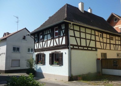 Ein Charmantes Haus zum Preis einer Wohnung - siehe interessantes Update!