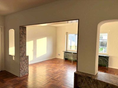 Stilvoll sanierte 3,5-Zimmer-Wohnung mit Terrasse, Loggia und edlem Bad - Komfort Wohnen auf 126m²
