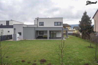 Design trifft Lebensqualität – Stilvolles Einfamilienhaus mit Gartenparadies