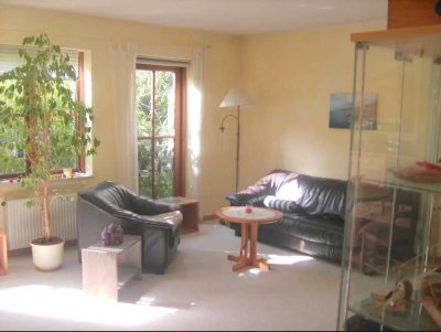 Erdgeschosswohnung mit Garten im Zweifamilienhaus