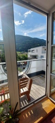 2 Zimmer Wohnung mit Balkon Blick auf Bischofshofen Stadt Mitte