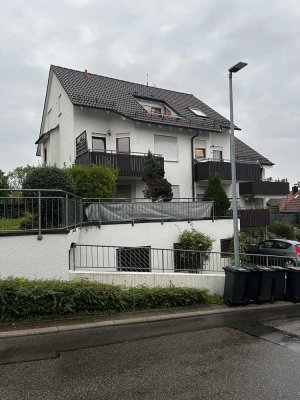2,5-Zimmer-Wohnung mit Balkon  "keine Maklerprovision"