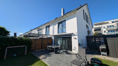 Reihenendhaus mit viel Platz und schönem Garten