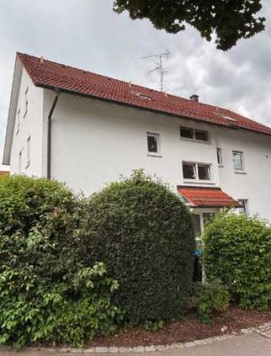 Helle 3-Zimmer-Wohnung mit Balkon in Thannhausen