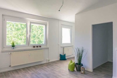 NEU sanierte 1-Raum-Wohnung mit Badewanne