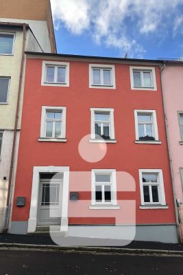 kernsaniertes Mehrfamilienhaus mit Werkstatt