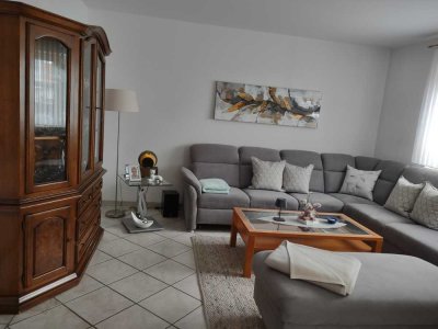 Attraktive 2-Zimmer-EG-Wohnung mit gehobener Innenausstattung mit Balkon und EBK in Seligenstadt