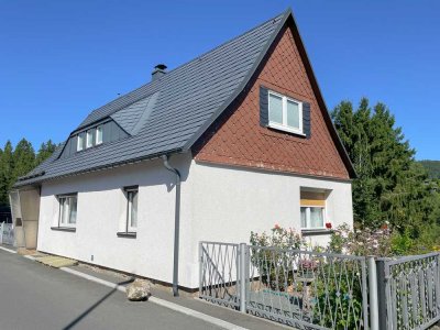 Vielseitiges Einfamilienhaus in Klingenthal mit großem Garten und Schuppen