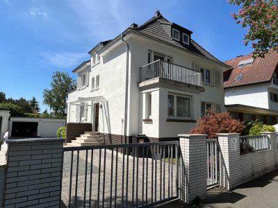 Geräumiges Ein- bis Zweifamilienhaus mit Garage und 2 Balkonen in Villenkolonie Darmstadt-Eberstadt