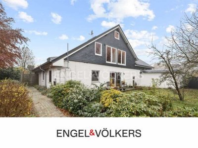 Großzügig wohnen auf großem Grundstück