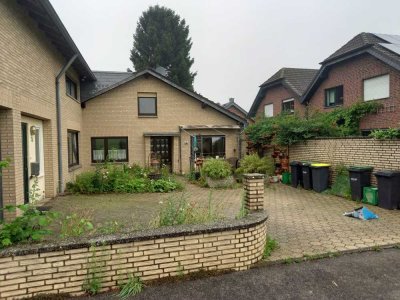Wohnung/Haus mit 2 Zimmer plus großer Empore