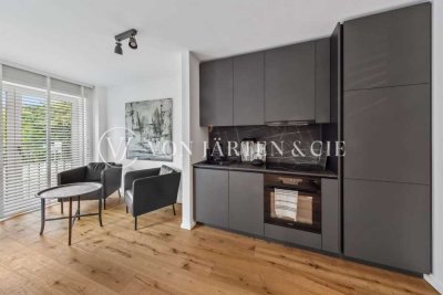 MÖBLIERTES STUDIO MIT BALKON