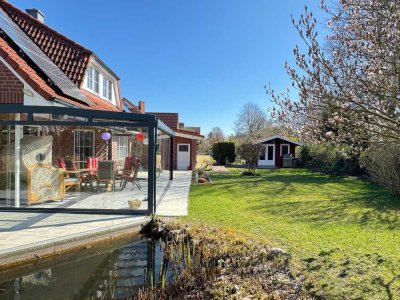 TOP EFH mit Wintergarten, Keller, Doppelgarage und grossen Grundstück