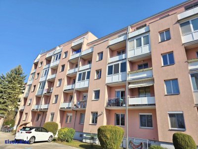 tolle 2 Zimmer - 2 Loggien - extra Küche