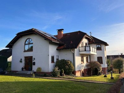 Zweifamilienhaus, beste Ausstattung und fairer Preis!