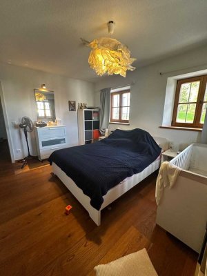 Neuwertige 2,5-Zimmer-Wohnung mit Einbauküche in Oberaichbach